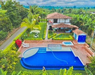 Espectacular Villa con Piscina