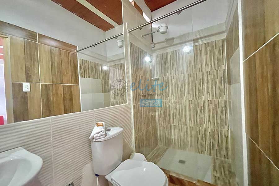 Habitación Múltiple cerca a Santa Rosa - Elite Apartments